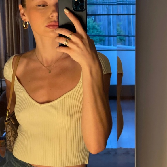 Uncle Studios | Cream Sweetheart top - Picture 4 of 4